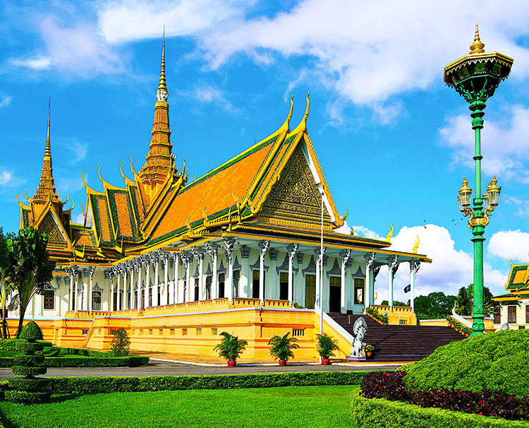 royal-palace-phnompenh